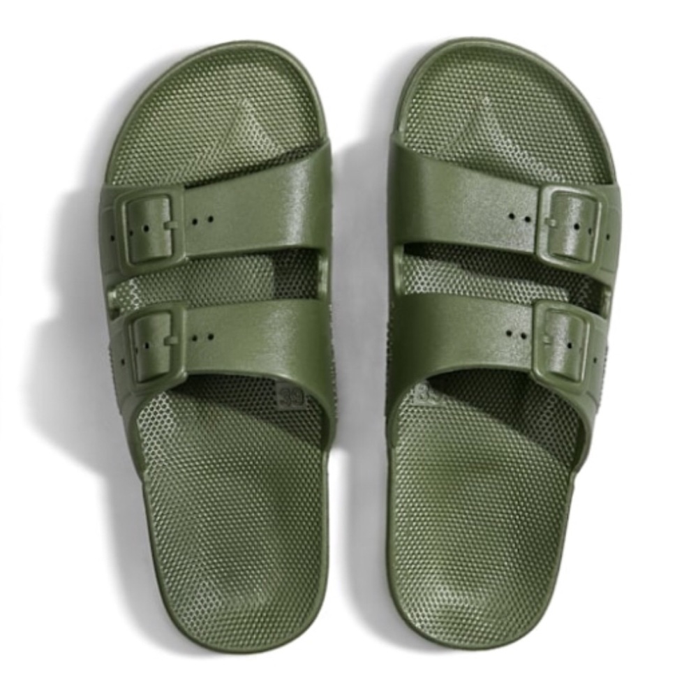 Freedom Moses Slides in Cactus - Women’s size 8-9